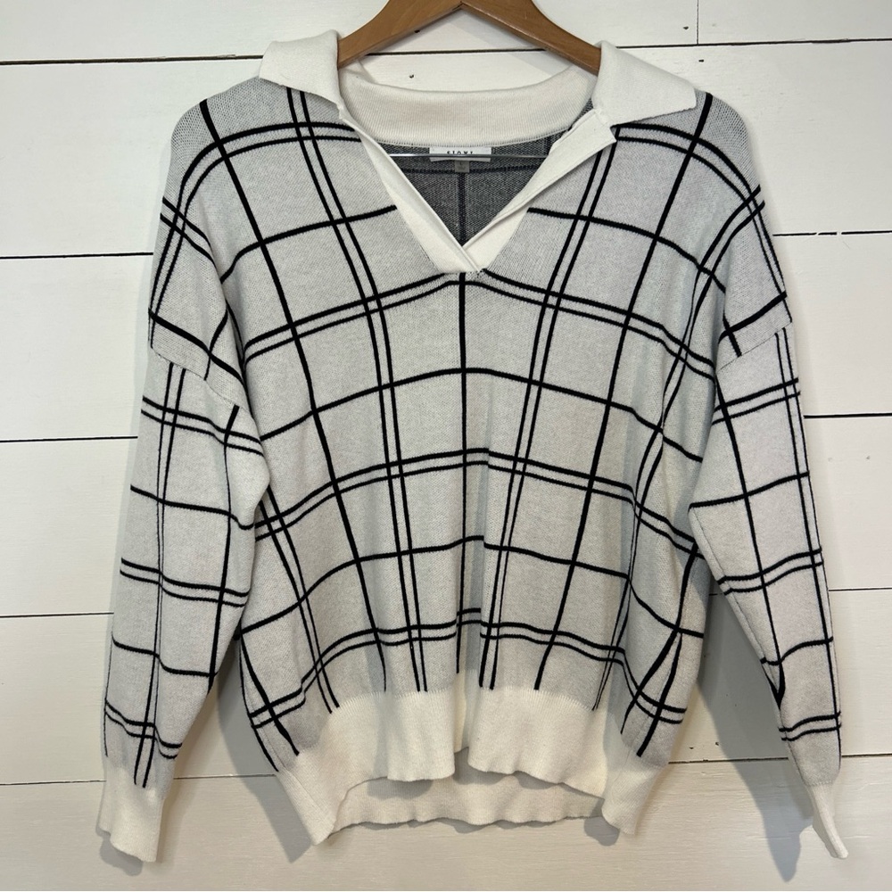 SIONI Women’s Black And White Collared Sweater